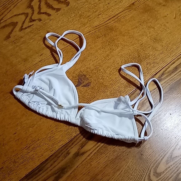 Andie Bikini Womens Top MEDIUM Swim WHITE NEW The Cannes To Resort Beach Pool - Picture 3 of 7